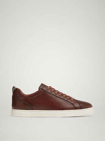 tennis nappa leather brown de Massimo Dutti sur SCANDALOOK
