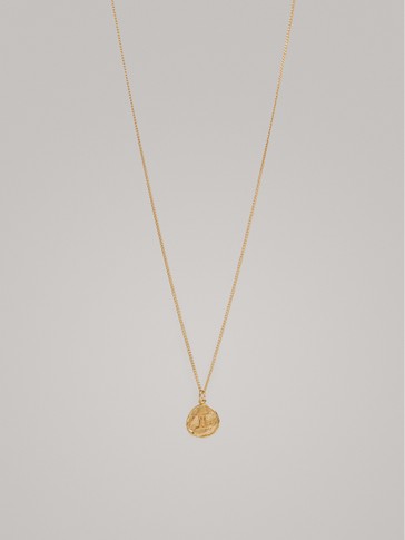 gold plated gemini astrological sign necklace de Massimo Dutti sur SCANDALOOK