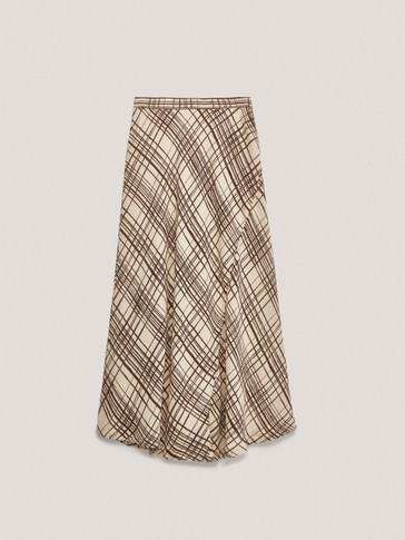 plaid print skirt de Massimo Dutti sur SCANDALOOK