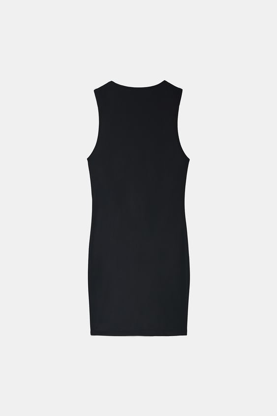 elastic fitted dress de Zara sur SCANDALOOK