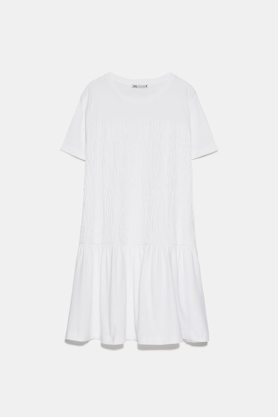 short dress with elasticated de Zara sur SCANDALOOK