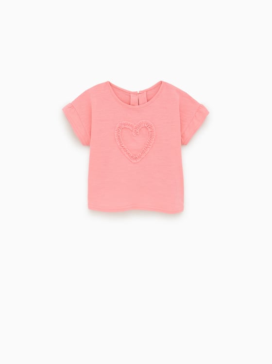 t-shirt a coeur applique de Zara sur SCANDALOOK