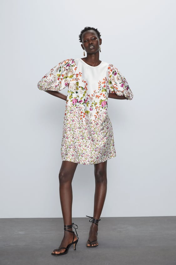 printed dress de Zara sur SCANDALOOK