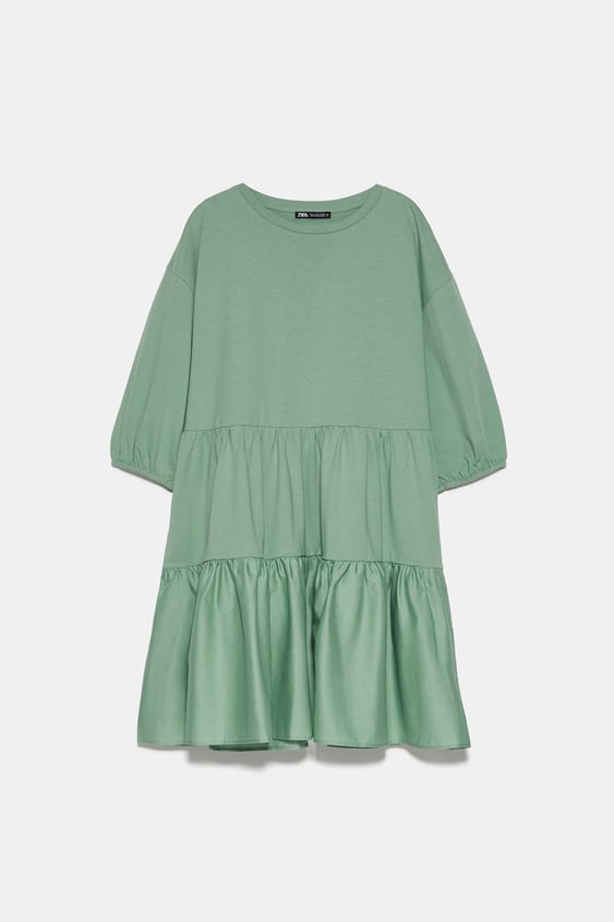 pleated dress de Zara sur SCANDALOOK