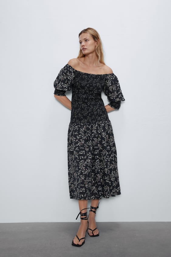 printed dress de Zara sur SCANDALOOK