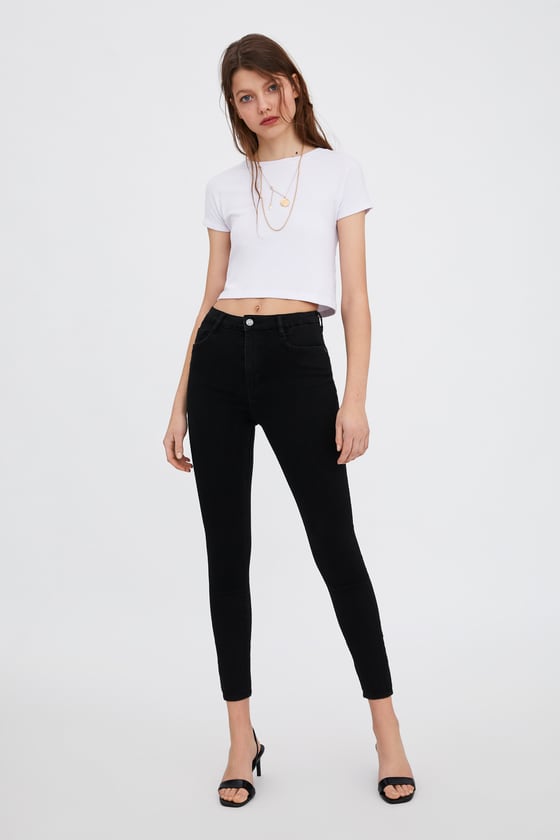 sculpt high-waisted jeans de Zara sur SCANDALOOK