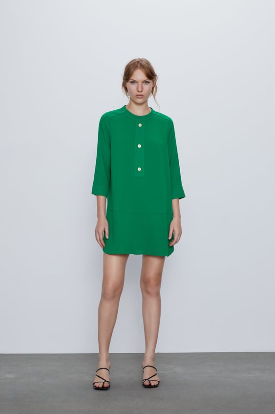 dress with buttons de Zara sur SCANDALOOK