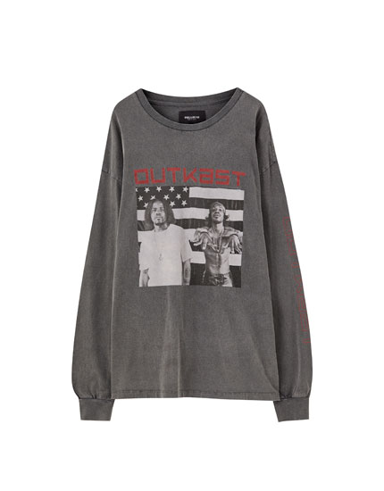 outkast long-sleeved t-shirt de Pull and Bear sur SCANDALOOK