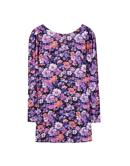 lilac puff sleeve dress de Pull and Bear sur SCANDALOOK | Ton appli mode  qui révolutionne le shopping!