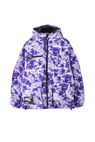 sicko19 sickonineteen tie-dye thinsulate jacket de Pull and Bear sur SCANDALOOK